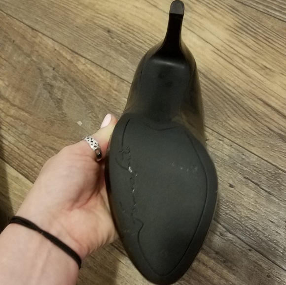 Franco Sarto Black Heels - Picture 4 of 6